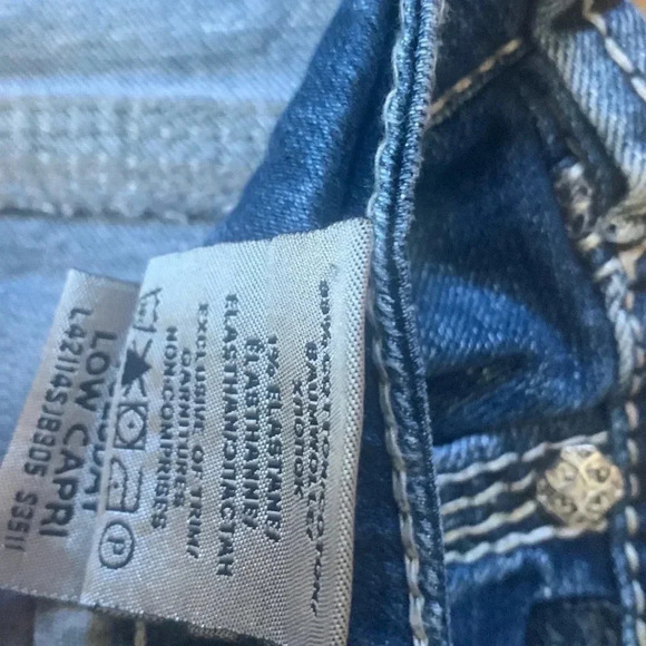 Silver Tuesday low jean capris - Picture 3 of 5